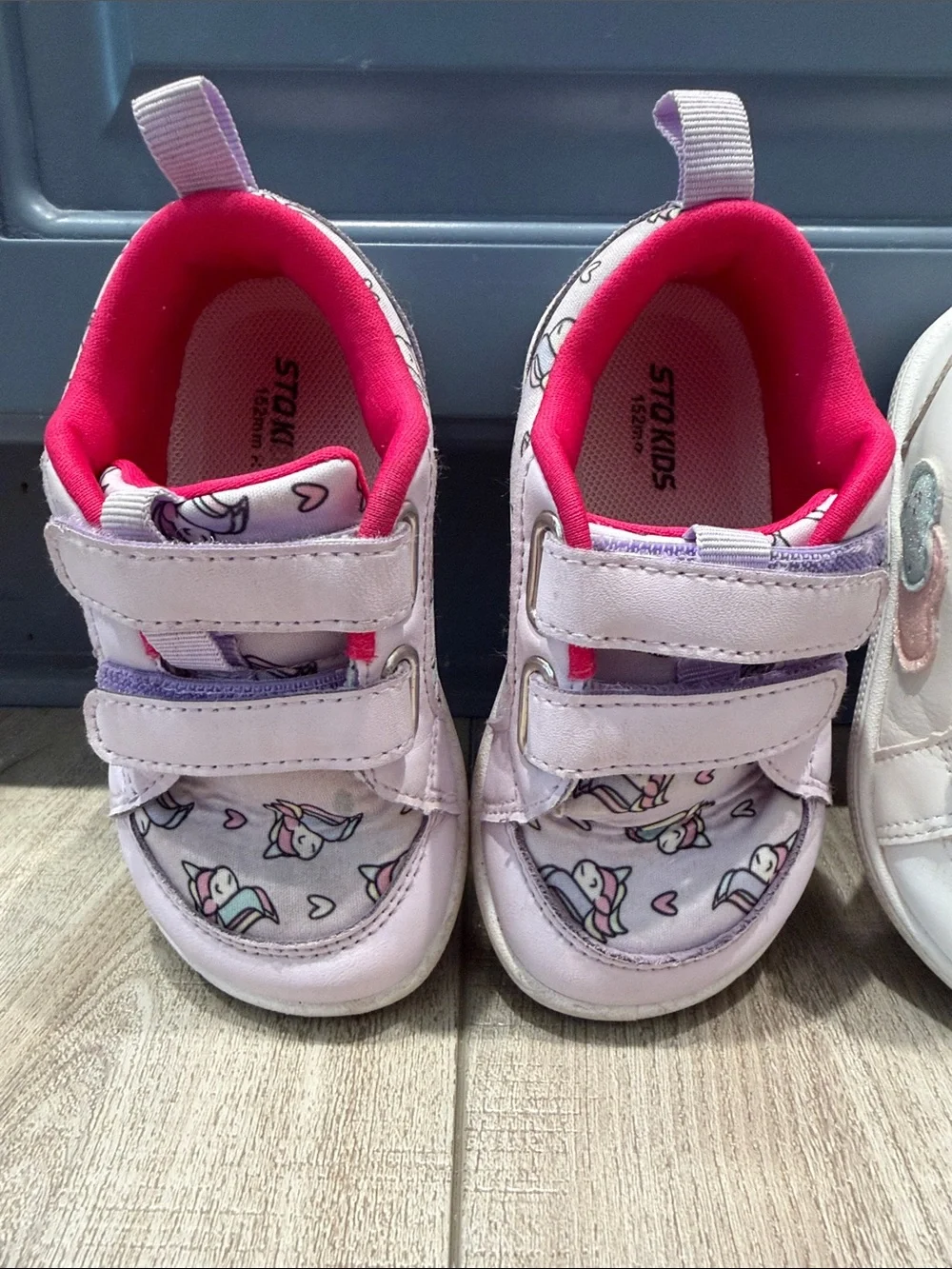 STQ KIDS Wide Toe Box Sneakers- White and Purple- US Toddler 8 Girls